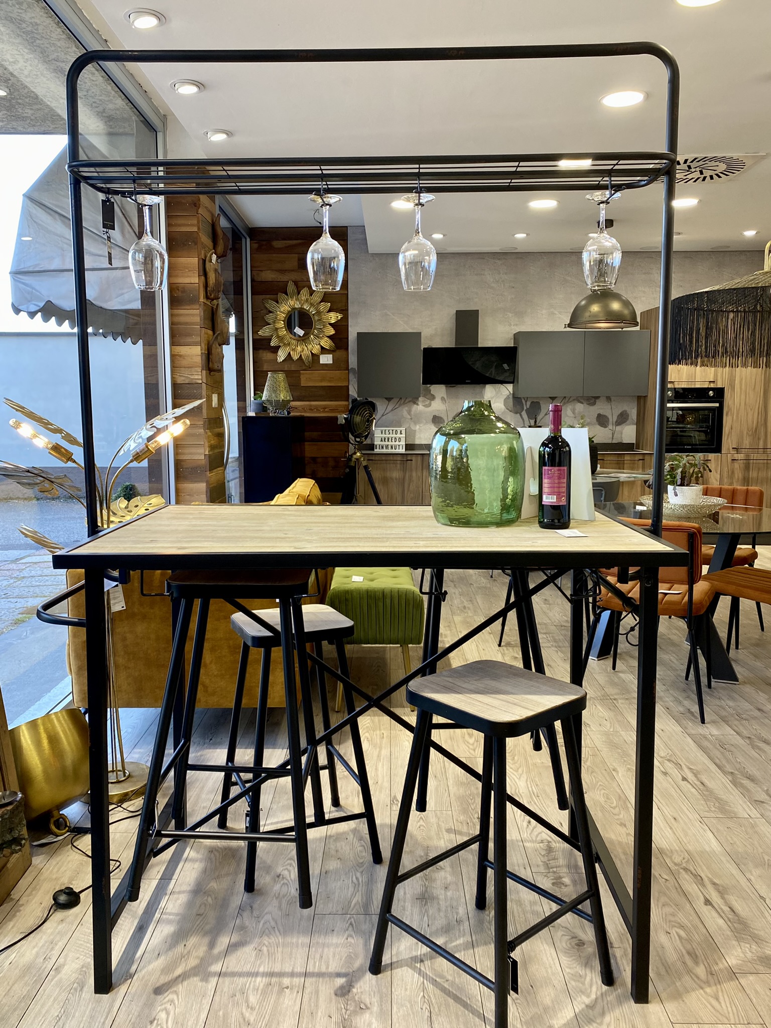 tavolo alto con sgabelli ⋆ outlet arredamento Vesto Arredo la Casa